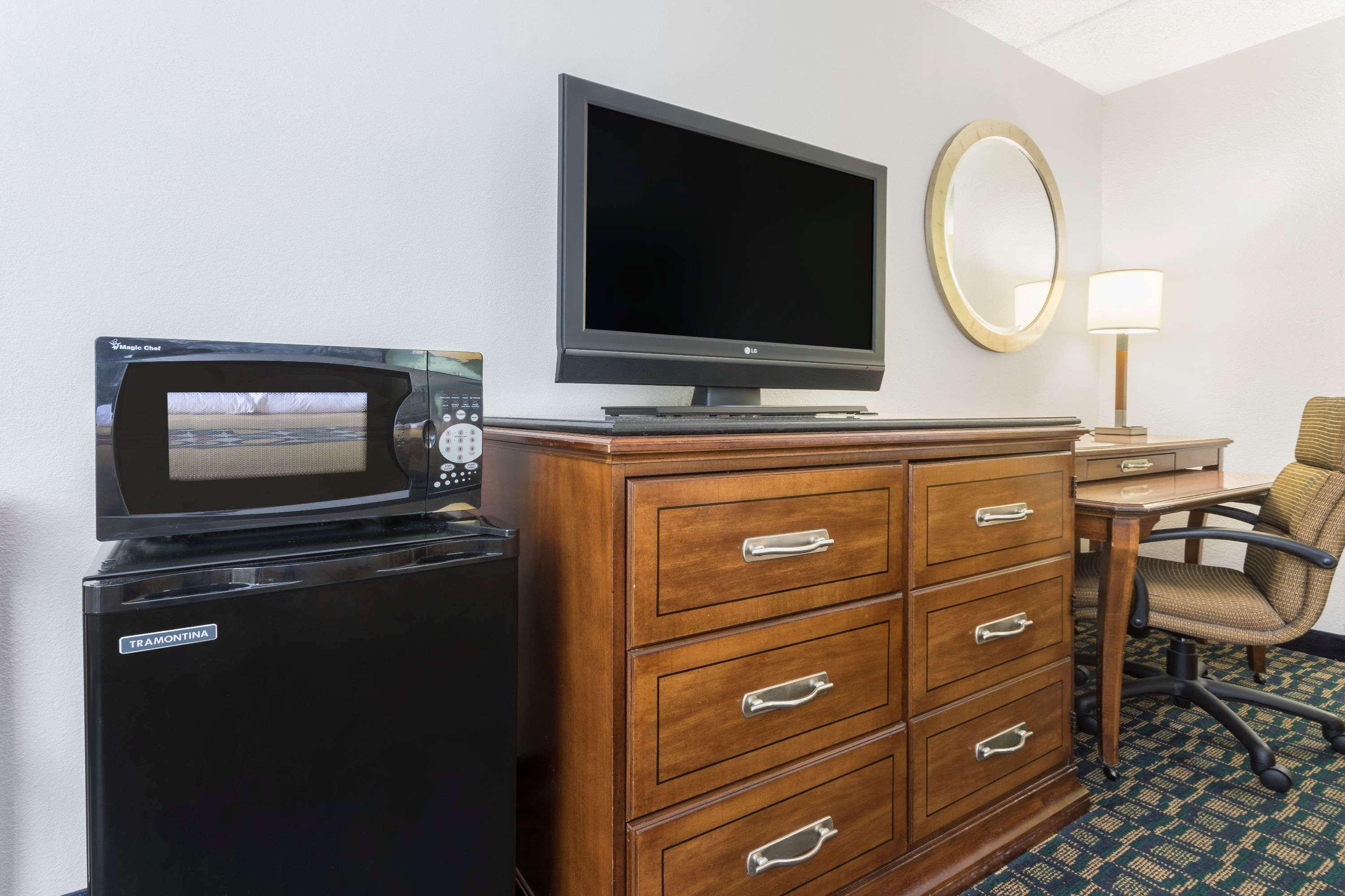 Hotel Super 8 By Wyndham Kingsland I-95 Naval Base Area Extérieur photo