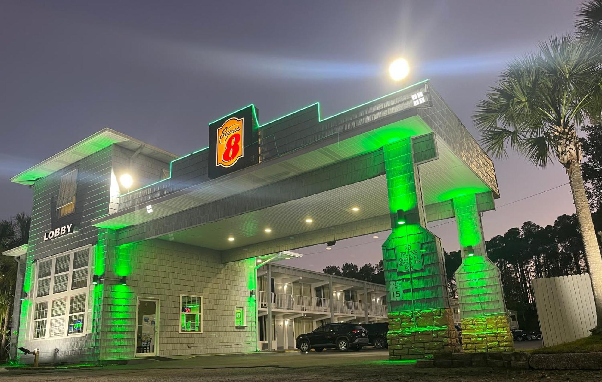 Hotel Super 8 By Wyndham Kingsland I-95 Naval Base Area Extérieur photo