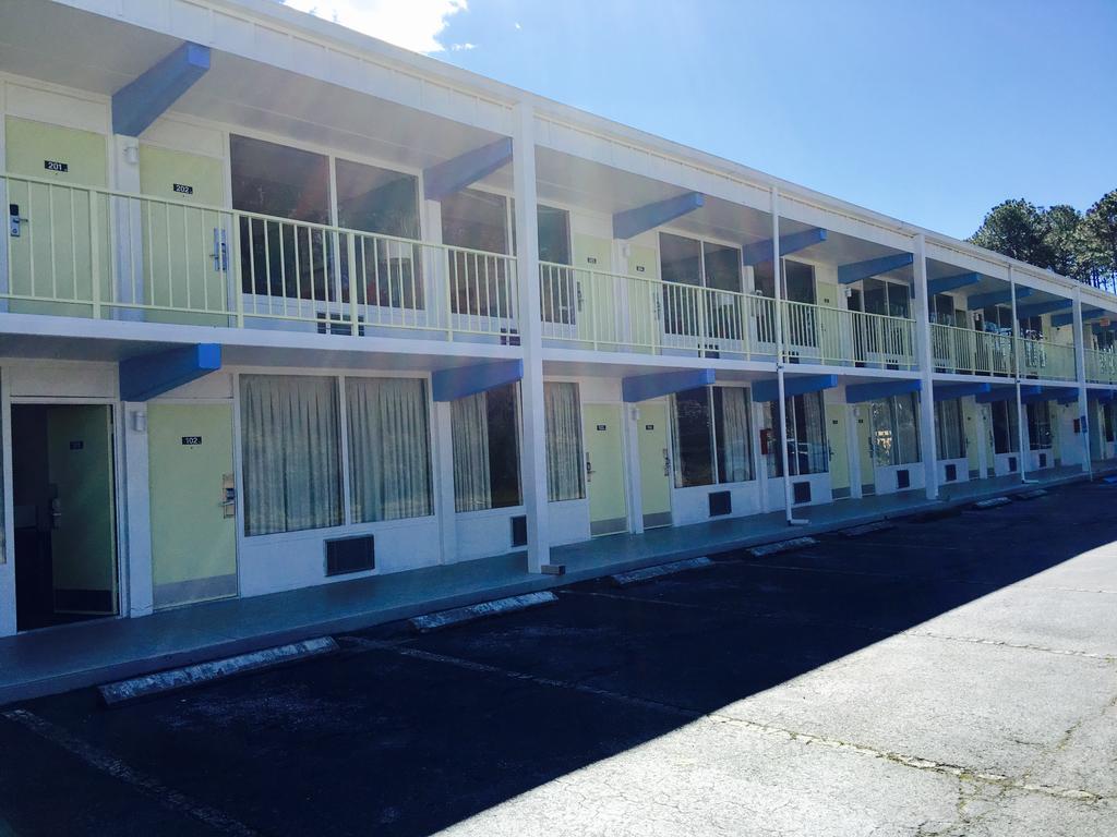 Hotel Super 8 By Wyndham Kingsland I-95 Naval Base Area Extérieur photo